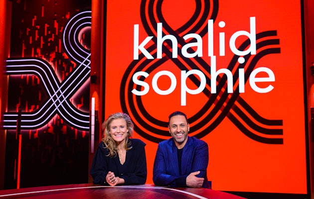 2 gouden tickets voor talkshow Khalid & Sophie incl. drankje & borrelhap!